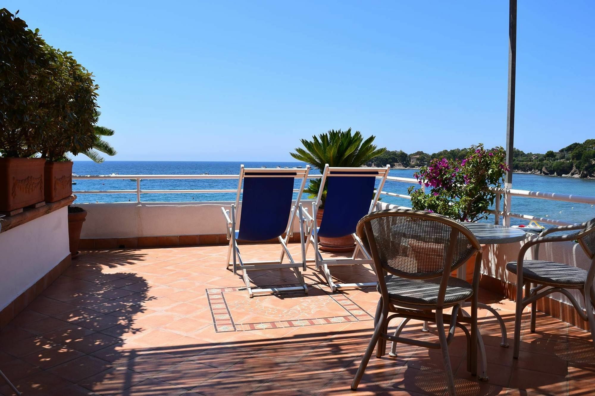 קסטלבאטה Il Cefalo Hotel & Restaurant מראה חיצוני תמונה